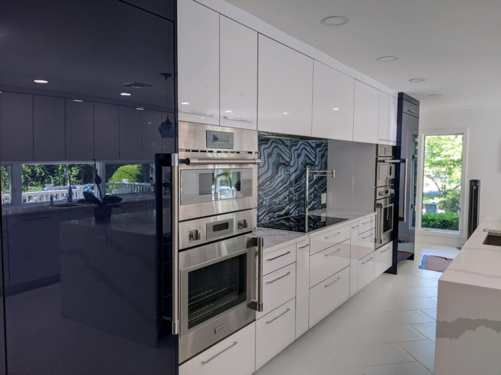 Brilliance in Blue Modern Kitchen New York by Rochon New York