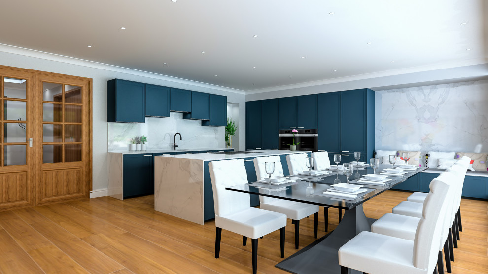 Foto di una grande cucina minimalista con lavello integrato, ante in stile shaker, ante blu, top in marmo, paraspruzzi bianco, paraspruzzi in marmo, elettrodomestici neri, parquet chiaro e top bianco