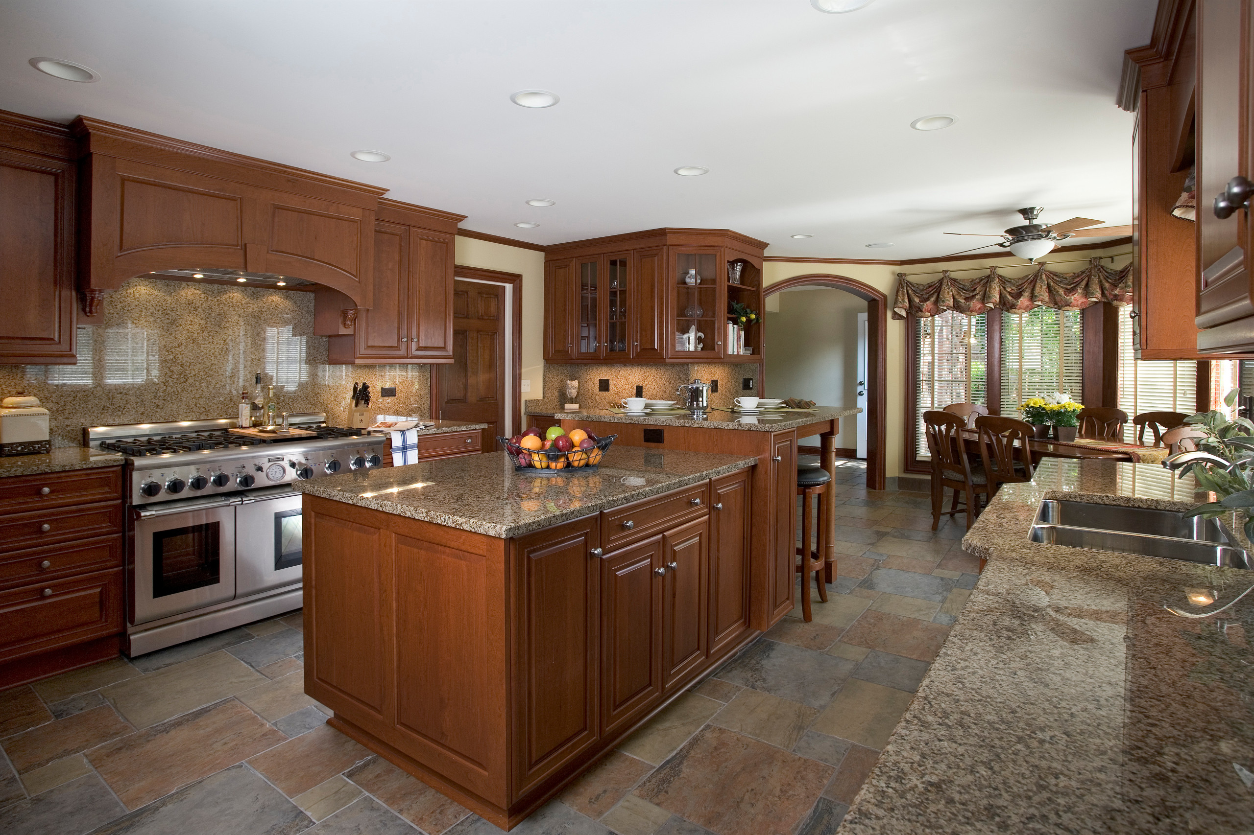 Brookhaven Kitchen Dealers Dandk Organizer