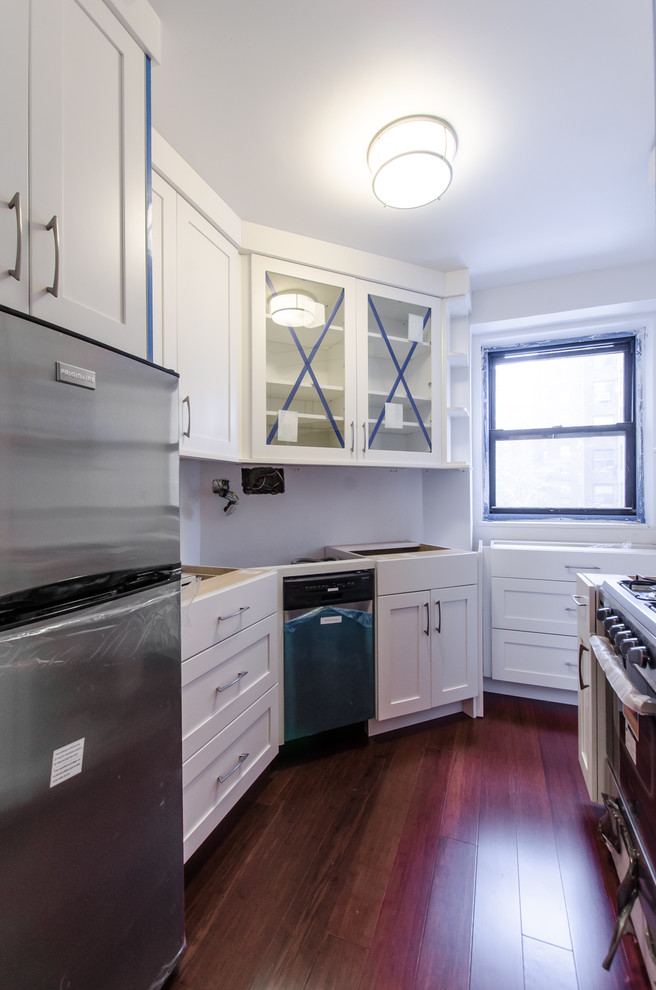 This is an example of a small contemporary kitchen in New York.