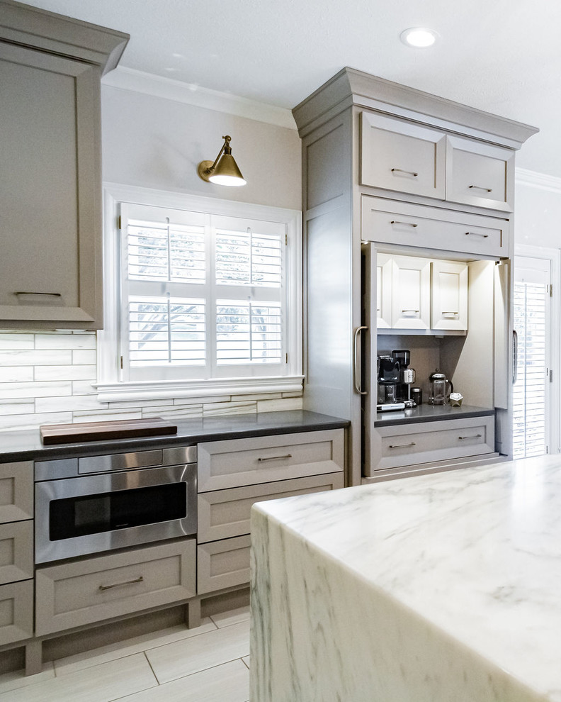 Builtin appliance center Modern Kitchen Other by Christine