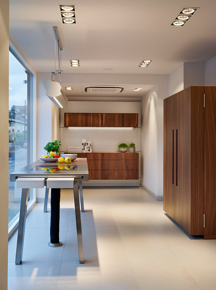 Example of a trendy kitchen design in Wiltshire