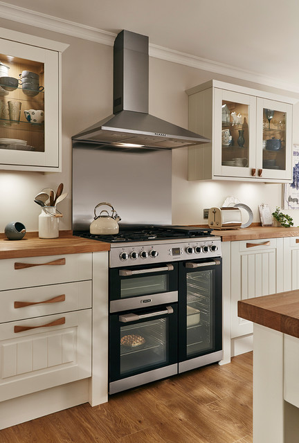 Burford Tongue & Groove Ivory Shaker Style Kitchen - Traditional - Kitchen  - Other - by Howdens | Houzz IE