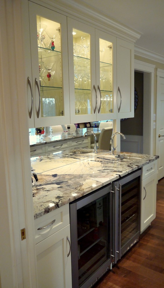 Burnaby Gem Contemporary Kitchen Vancouver by Christine Austin