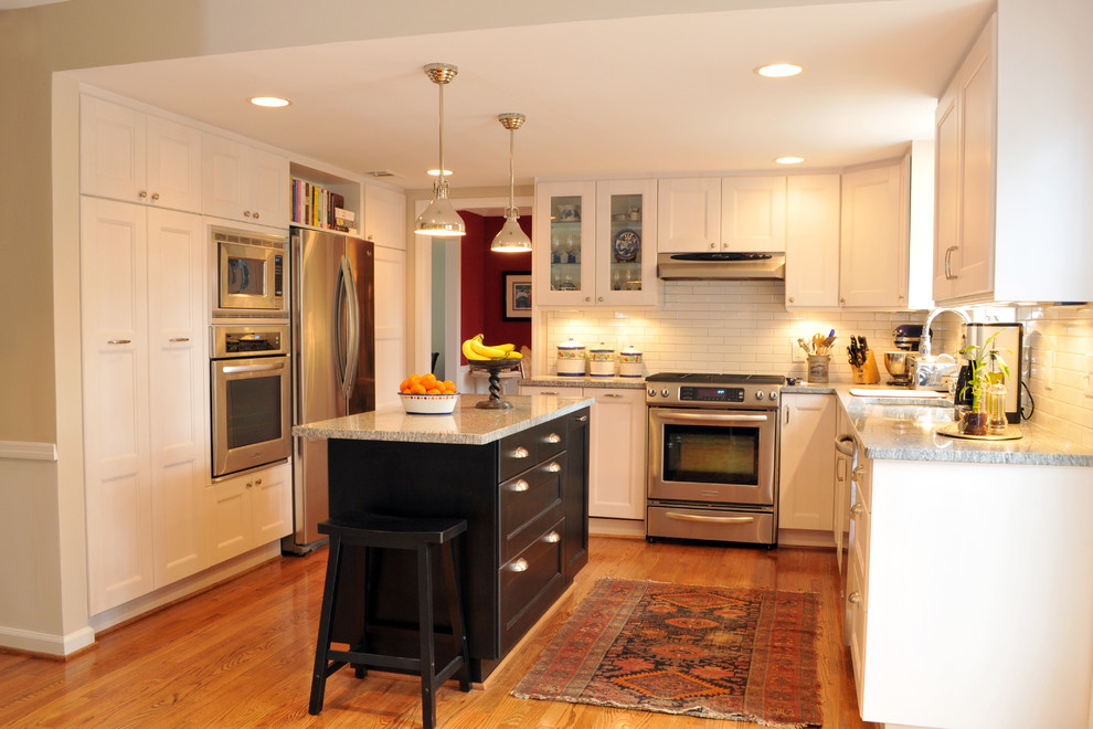 Inspiration for an eclectic kitchen remodel in Atlanta