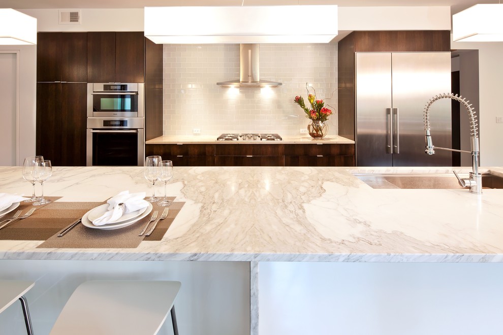 Photo of a contemporary kitchen in Kansas City.