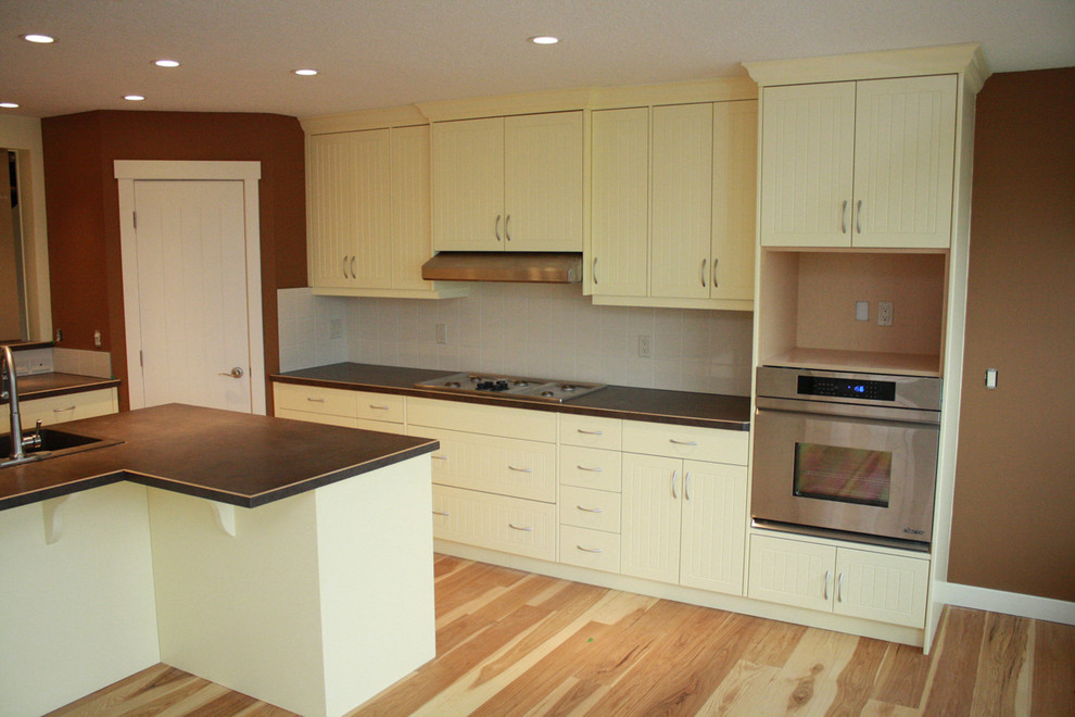 Calgary Kitchen V Groove Custom Panel Paint Grade Modern Kitchen