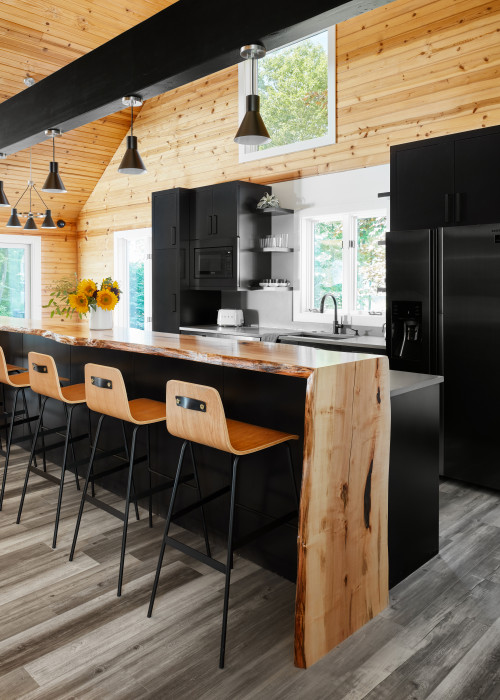 Rustic Modern Black Kitchen Design Inspirations with Wood Details