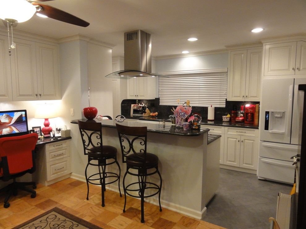 Canoga Park Traditional Kitchen Los Angeles by Marcelino's