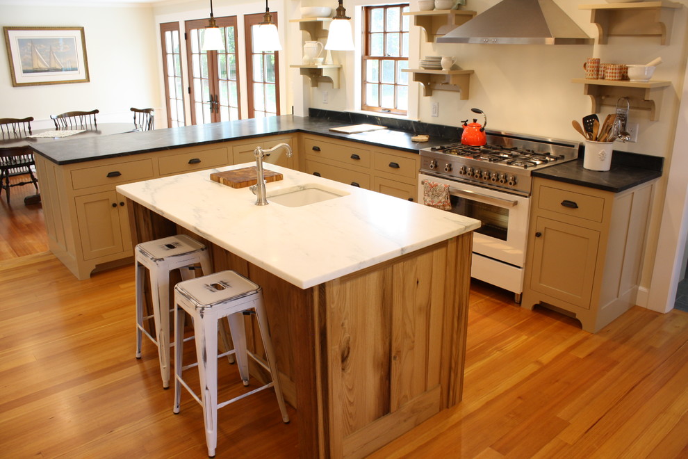 Elegant kitchen photo in Portland Maine