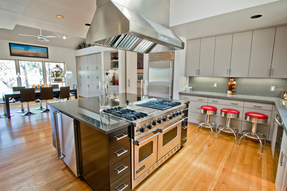 Carmel Modern Kitchen Island Contemporary Kitchen Little Rock