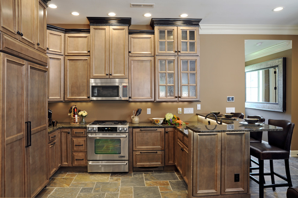 Carriage House Traditional Kitchen Cincinnati by Greater Dayton
