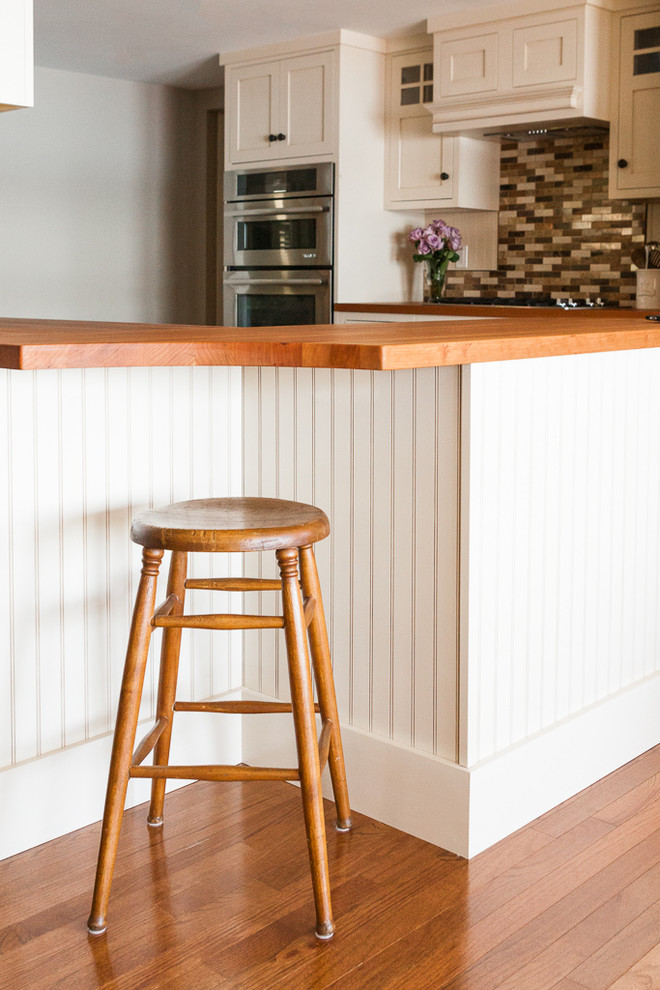 Casco Beach Style Kitchen Portland Maine by Maine Coast Homes