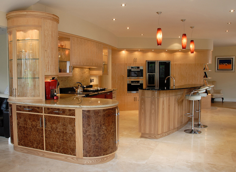 Mittelgroße Moderne Wohnküche mit Granit-Arbeitsplatte und Kücheninsel in Dorset