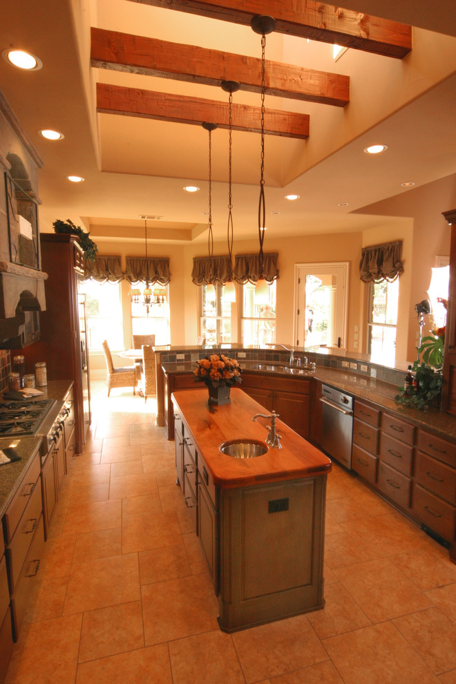 Photo of a bohemian kitchen in Austin.