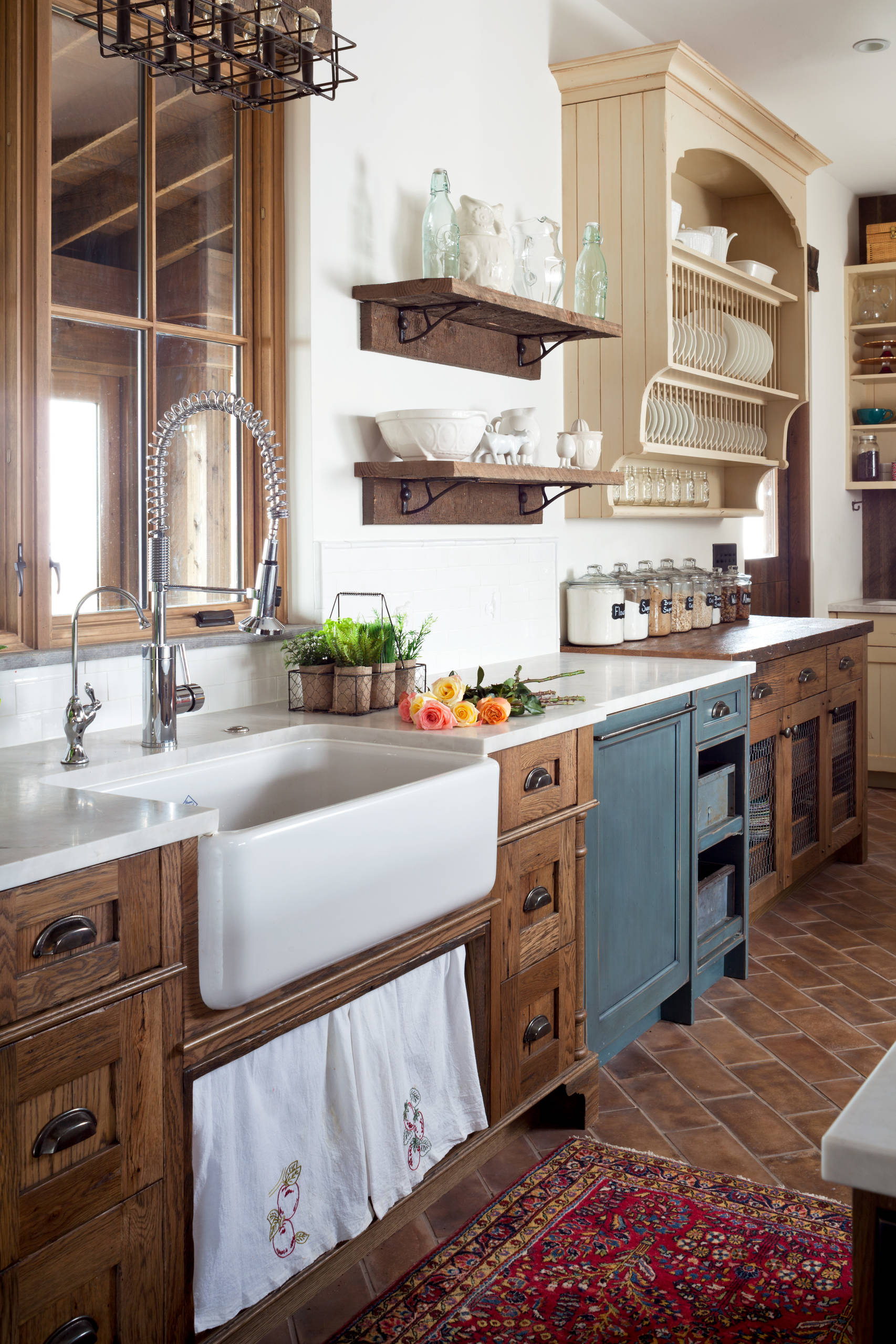 75 Beautiful Terra Cotta Tile Kitchen, Terracotta Tile Floor Kitchen Design