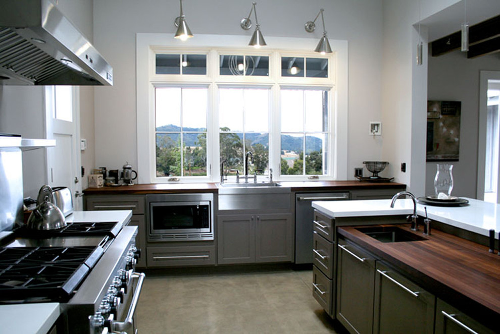 Inspiration for a rural kitchen in Los Angeles.
