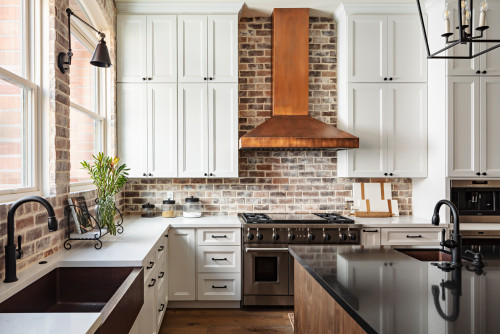 Find out how to effectively incorporate copper into your kitchen with these great copper kitchen decorating ideas. There are so many options.
