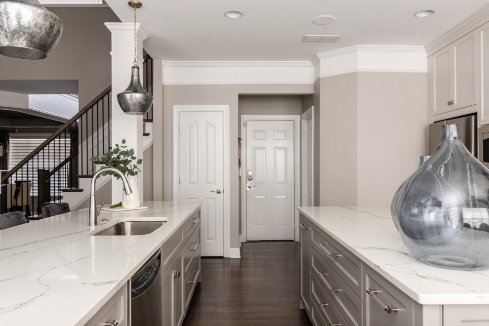 Charlotte, NC Townhouse Kitchen remodel Transitional Kitchen Charlotte by Leslie