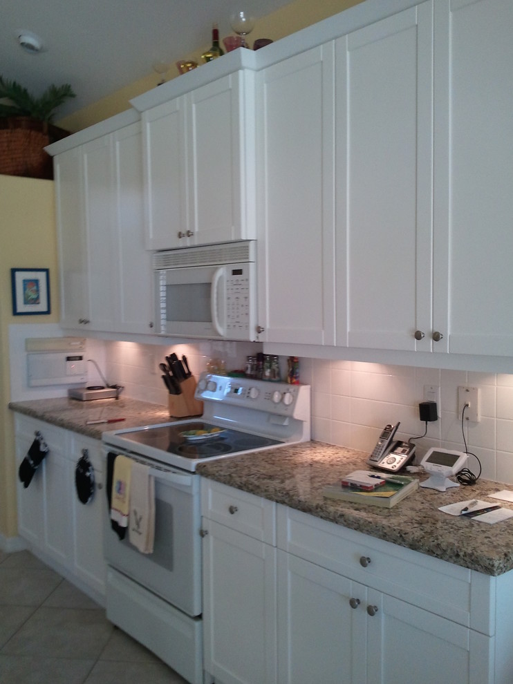 Chaused's Complete Kitchen in Fort Myers Beach Contemporary Kitchen Miami by