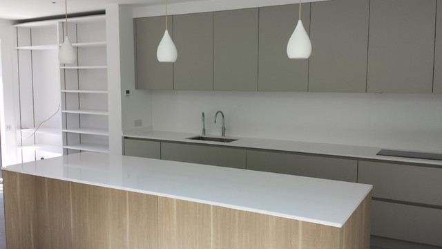 Chelsea apartment in Silestone Blanco Zeus quartz - Contemporáneo - Cocina  - Londres - de Mkw Surfaces LTD | Houzz