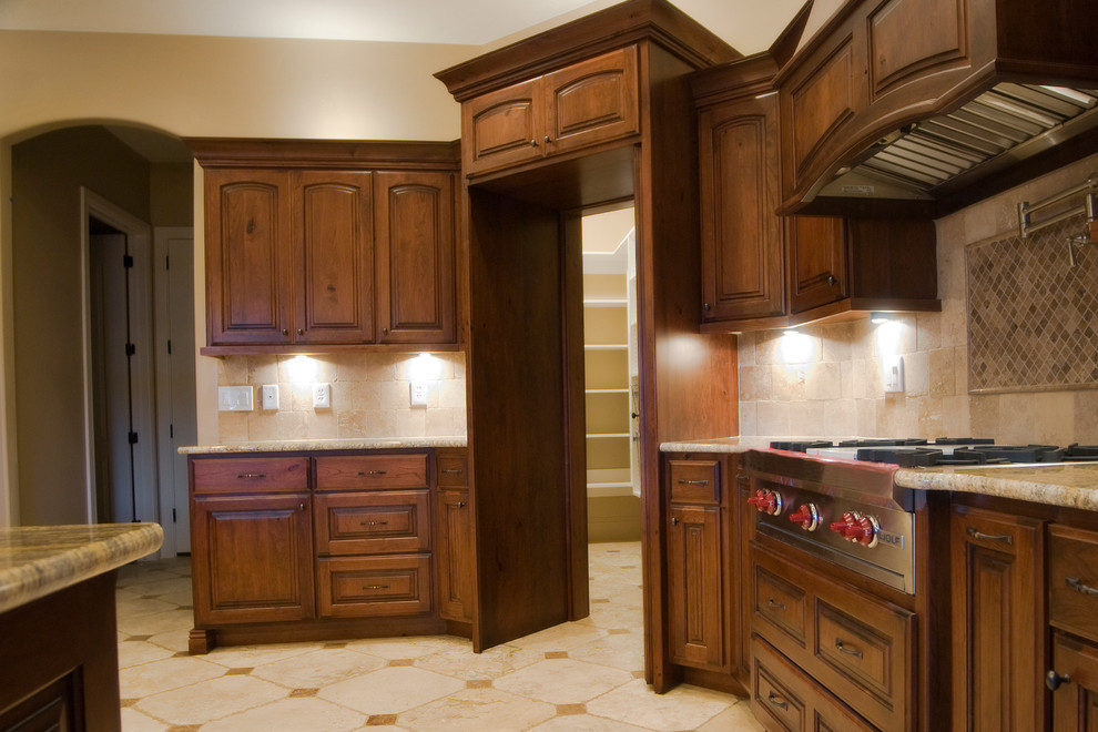 Cherry - Traditional - Kitchen - Salt Lake City - by Venuti Woodworking