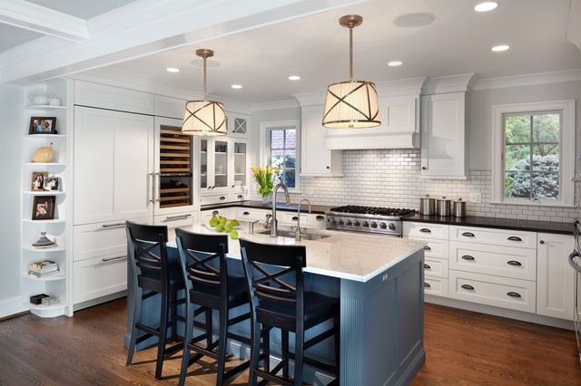 7 White Kitchens That Make The Case For, Kitchen Island Same Color As Cabinets