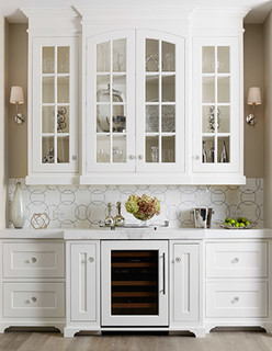 CHICAGO SUBURBAN WHITE TRANSITIONAL/TRADITIONAL KITCHEN - Transitional