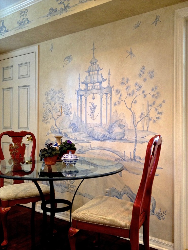 Photo of a traditional dining room in Tampa.