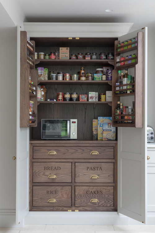 Well-Designed Storage Cabinet in a Mid-sized Kitchen: Unique Pantry Ideas