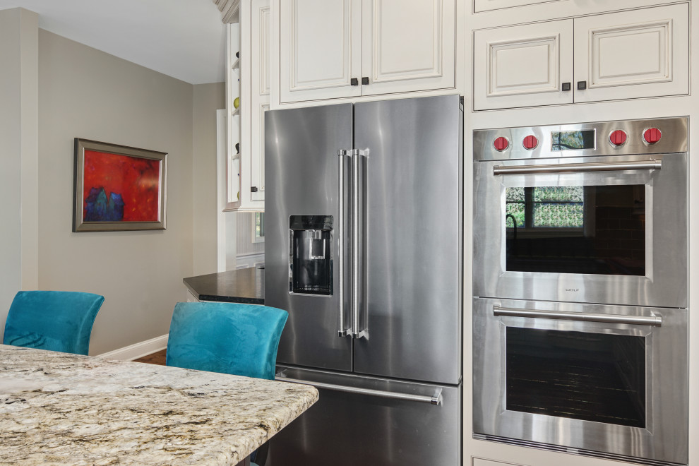 Classic elegance in Newtown, PA Traditional Kitchen Philadelphia