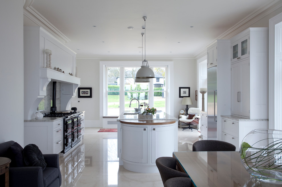 Inspiration for a timeless kitchen remodel in Belfast