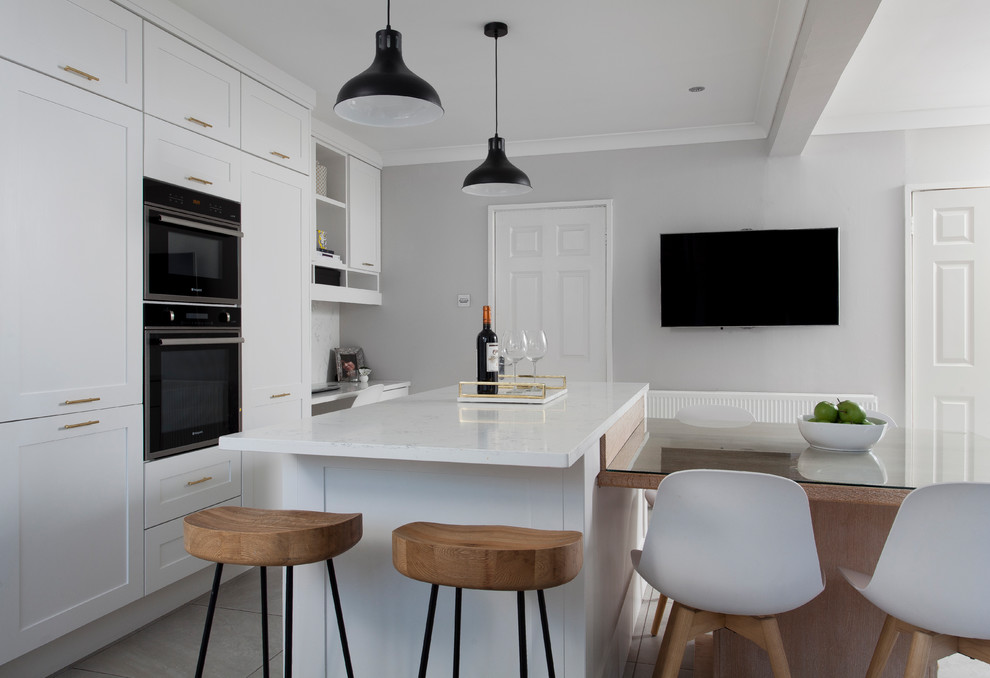 This is an example of a scandinavian kitchen in Dublin.