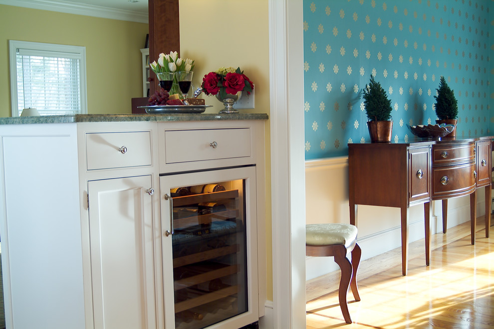 Classic Shaker Style White Kitchen Traditional Kitchen Boston