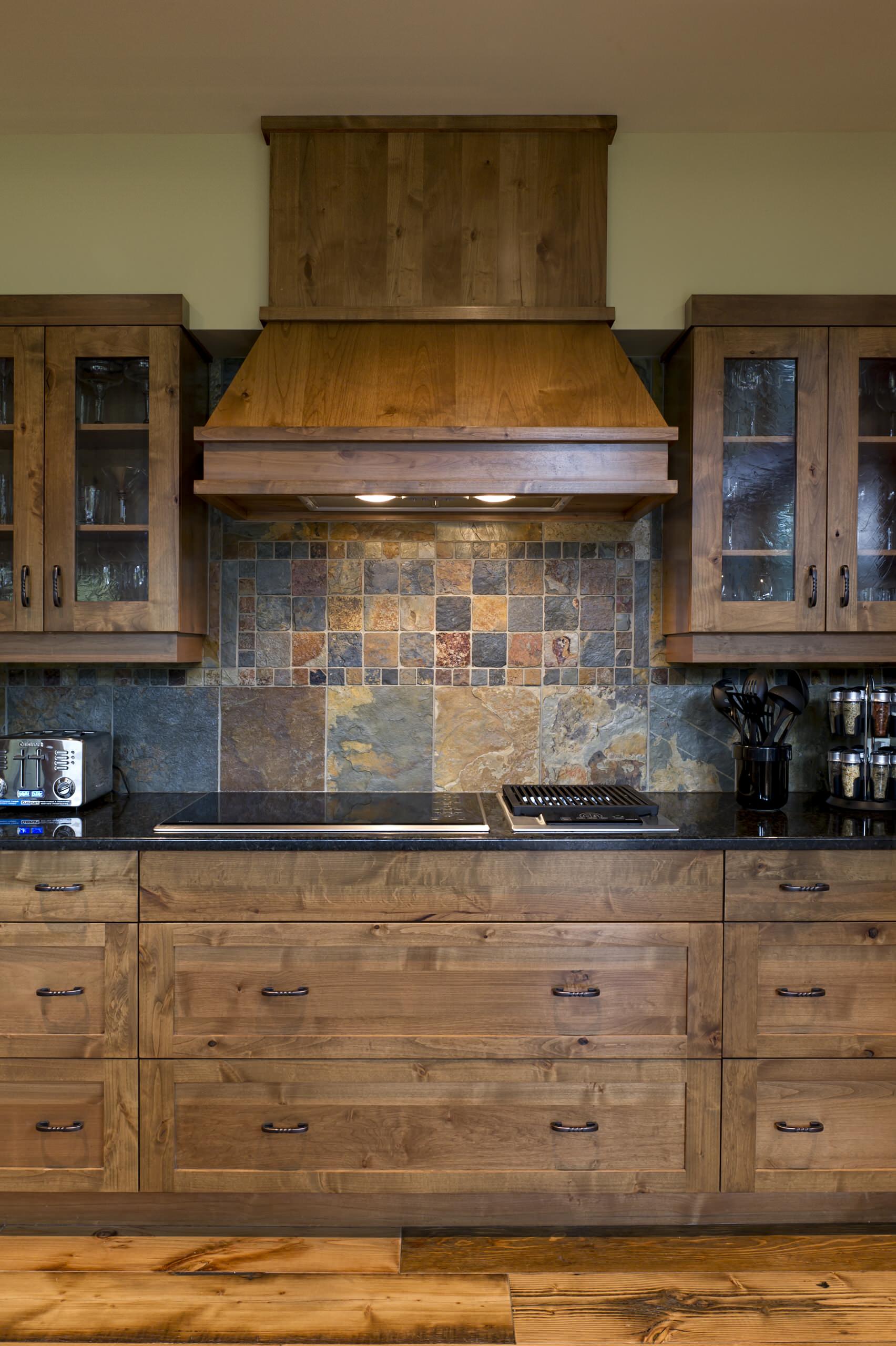 75 Beautiful Kitchen With Slate Backsplash Pictures Ideas November 2020 Houzz