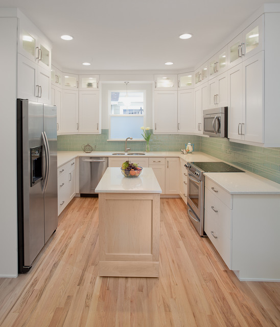 Coastal Kitchen and Bath Modern Küche Denver von HighCraft