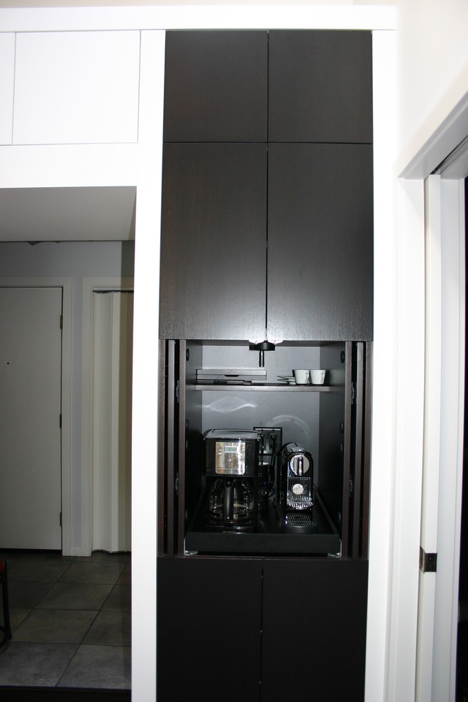 Coffee maker Contemporary Kitchen Minneapolis by