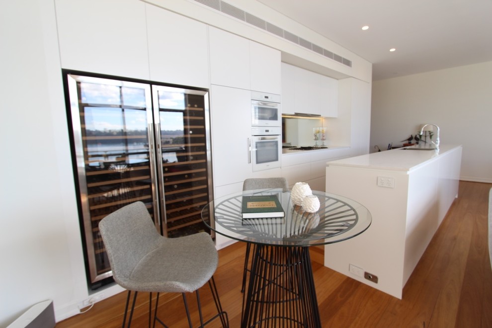 Colgate Apartment Balmain Modern Kitchen Sydney by Gallery