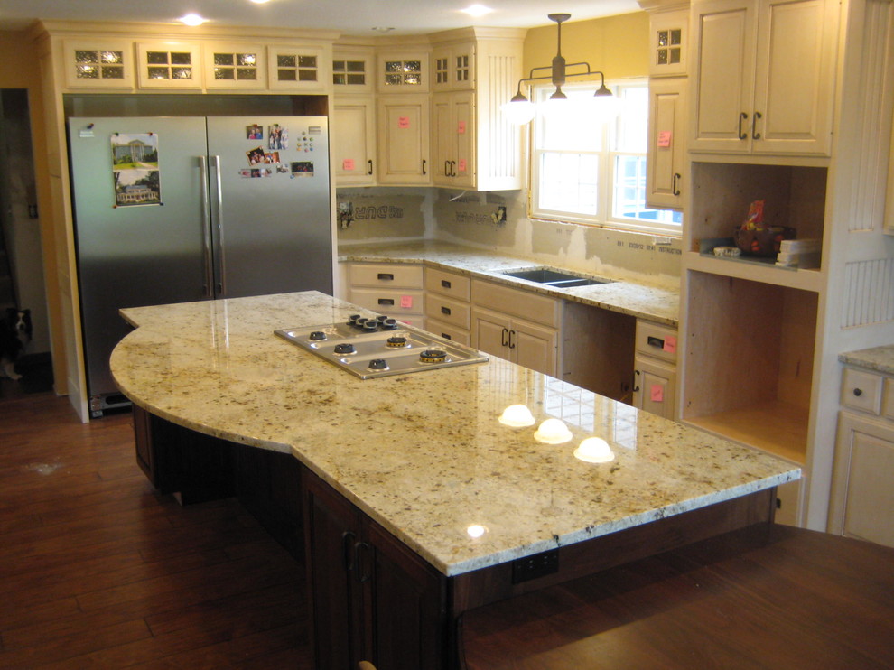 Colonial Gold Granite Kitchen Counter - Kitchen - New York - by Fiorano ...