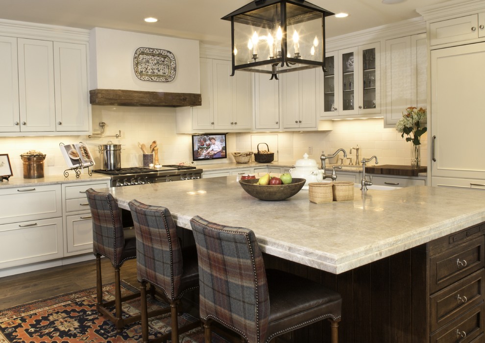 Columbus, Ohio 2 Farmhouse Kitchen Columbus by Behal Sampson