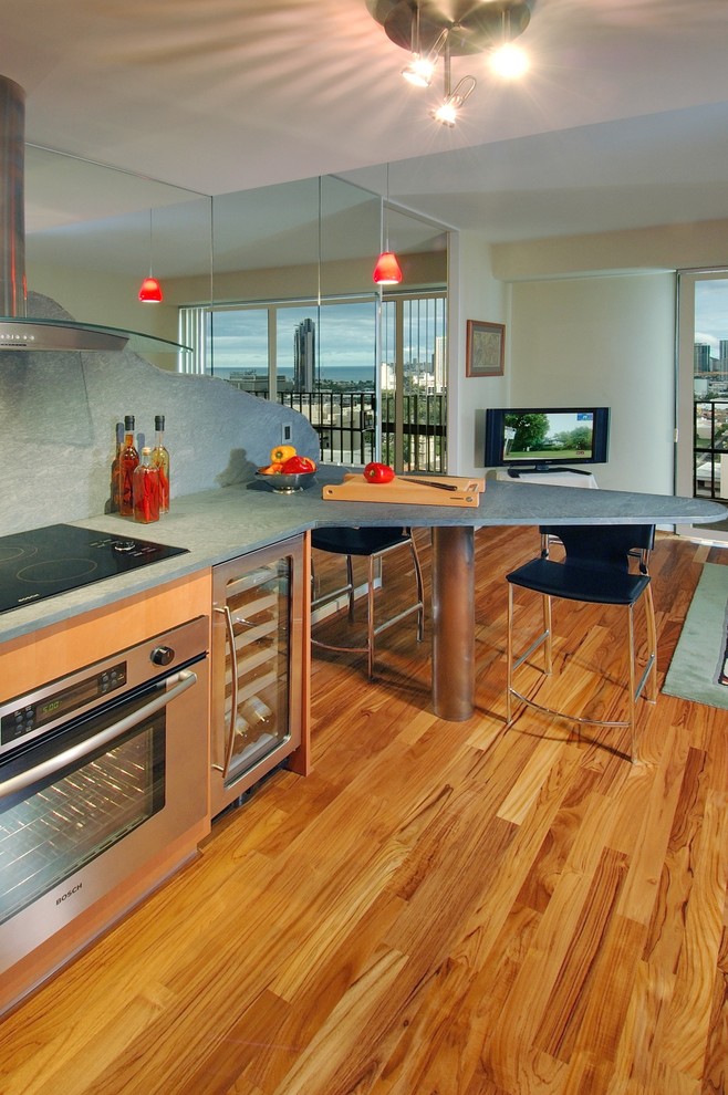 Inspiration for a contemporary kitchen in Hawaii with composite countertops and stainless steel appliances.