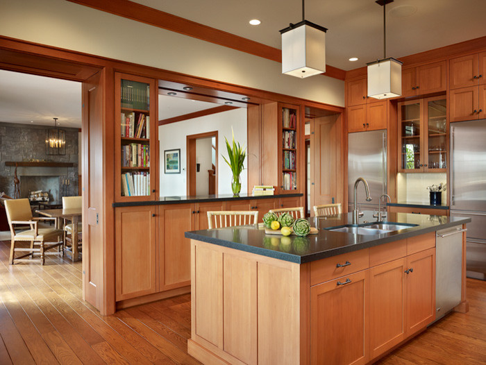 Inspiration for a timeless kitchen remodel in Seattle