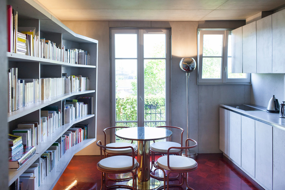 Идея дизайна: прямая кухня среднего размера в стиле модернизм с столешницей из бетона, обеденным столом, одинарной мойкой, серыми фасадами и окном без острова