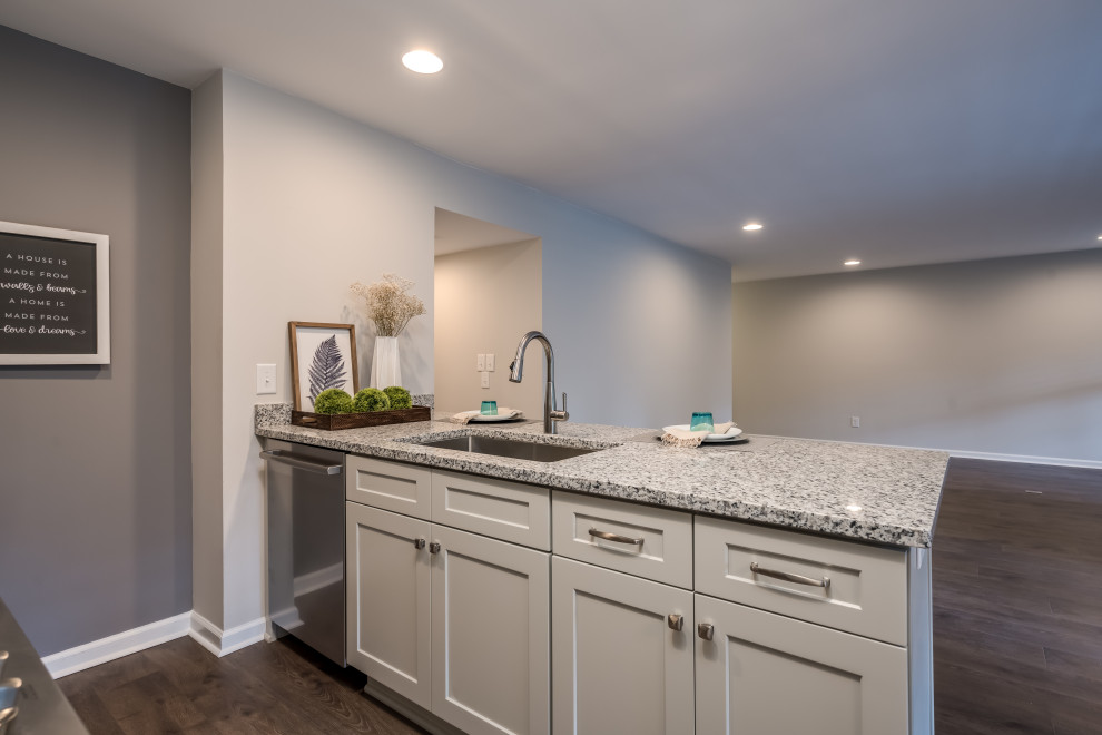 Condo Reno in Alpharetta - Modern - Kitchen - Atlanta - by plan ...