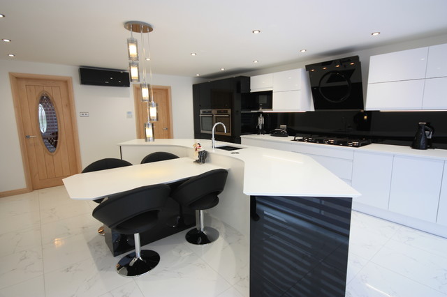 Contemporary Black & White Kitchen - Contemporary - Kitchen - Kent - by ...