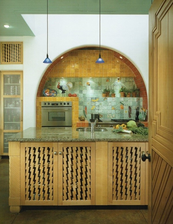 Photo of a large kitchen in Albuquerque.