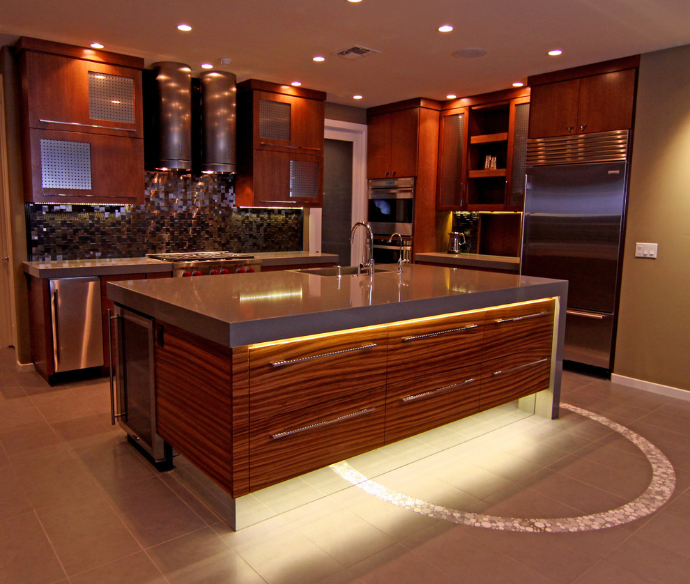 Inspiration for a contemporary kitchen remodel in Phoenix with stainless steel appliances