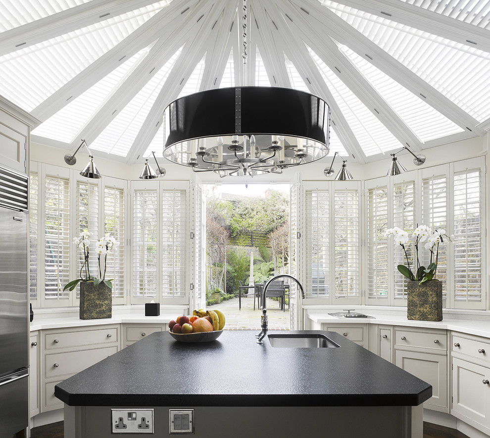 Kitchen - contemporary kitchen idea in Philadelphia with stainless steel appliances
