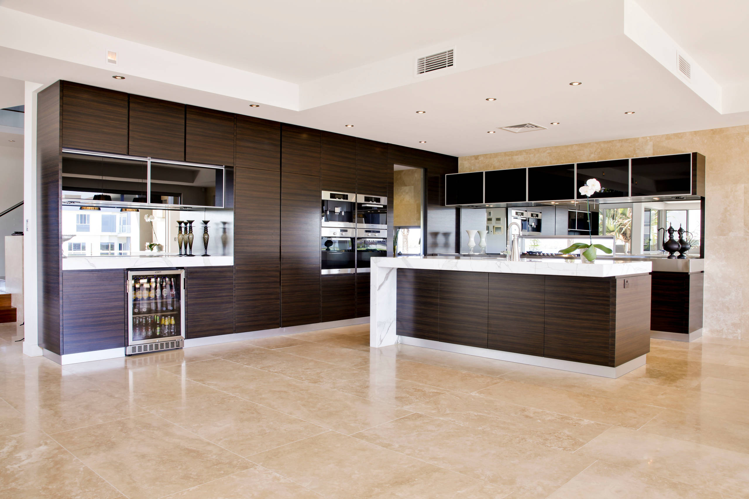 Contemporary Kitchen Design Soverign Island Gold Coast Australia Darren James Interiors Img~618105630df897f1 14 5444 1 86a464b 