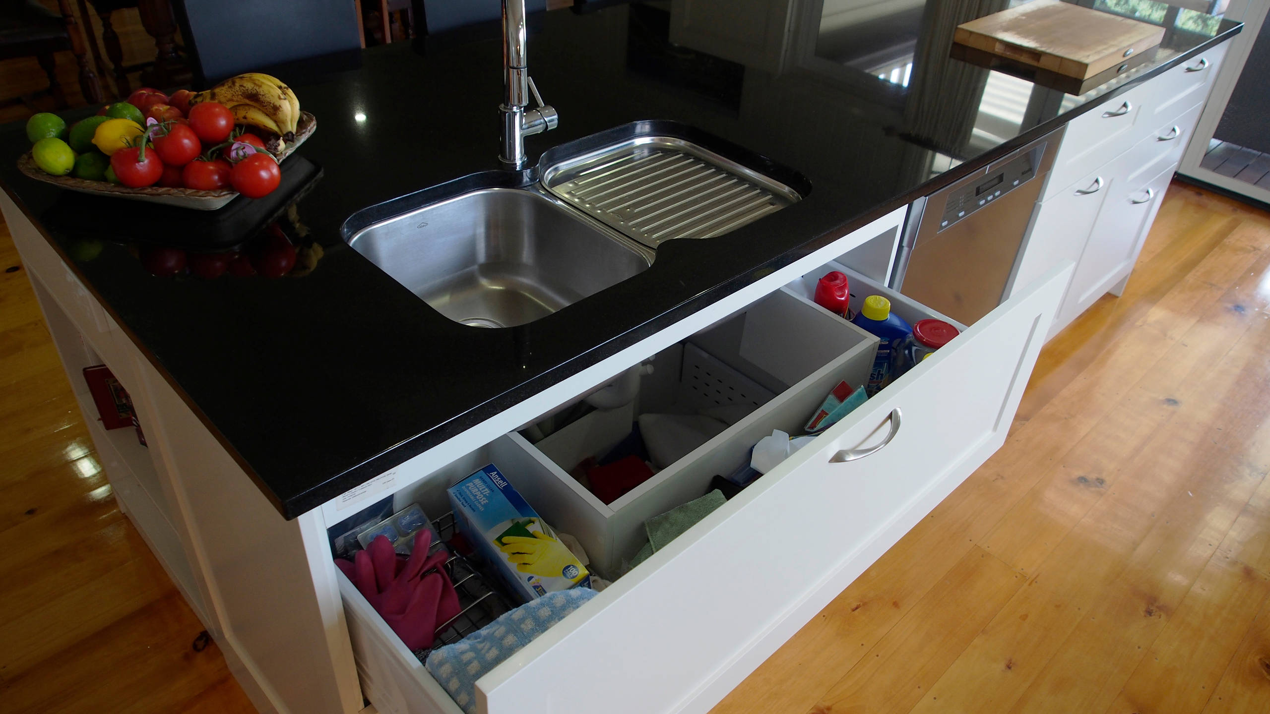 Show me your undersink drawers! - Kitchens Forum - GardenWeb  Under sink  drawer, Diy bathroom storage, Bathroom cabinets diy